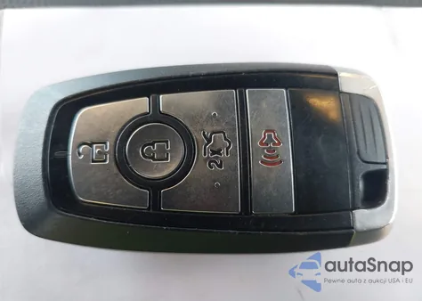 2018 Ford Mustang Ecoboost z USA, uszkodzony, nr VIN 1FA6P8TH9J5105541